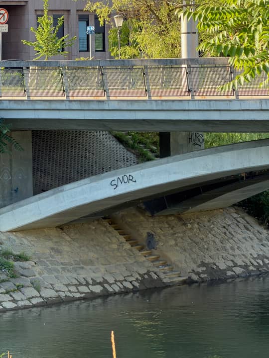 Poljanski nasip 56