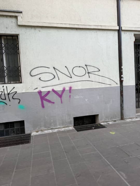 Cankarjevo nabrežje 25