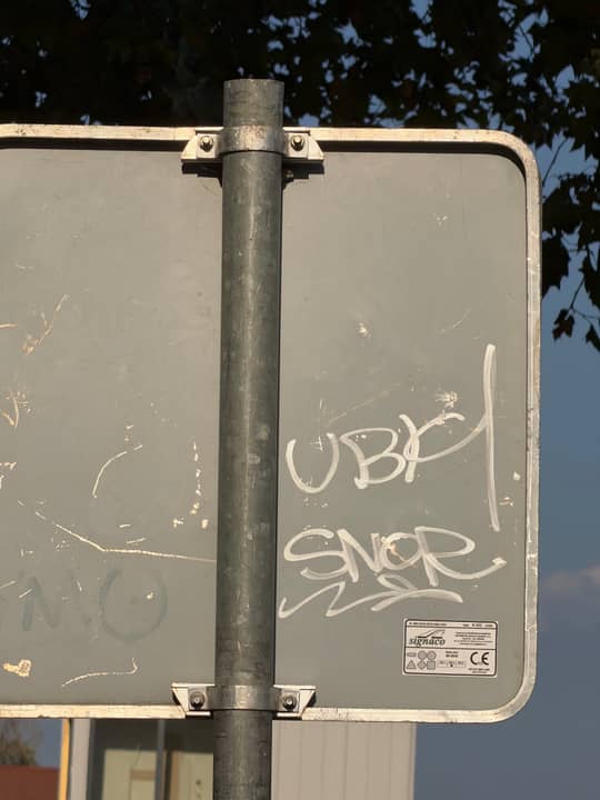Trg Osvobodilne fronte 8
