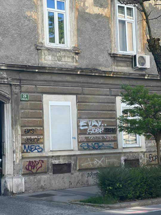 Resljeva cesta 26