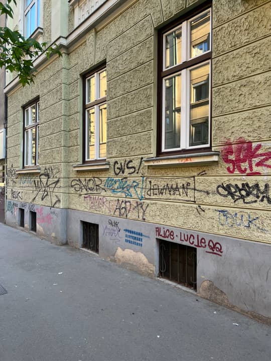 Pražakova ulica 10