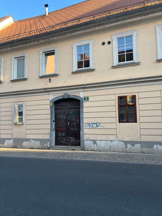 Poljanska cesta 11