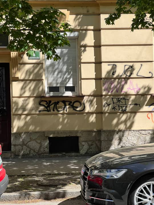 Rozmanova ulica 8