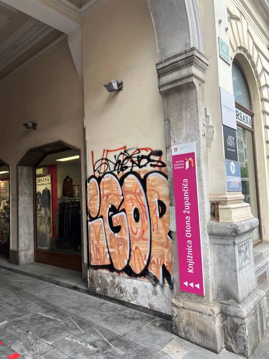 Tavčarjeva ulica 4